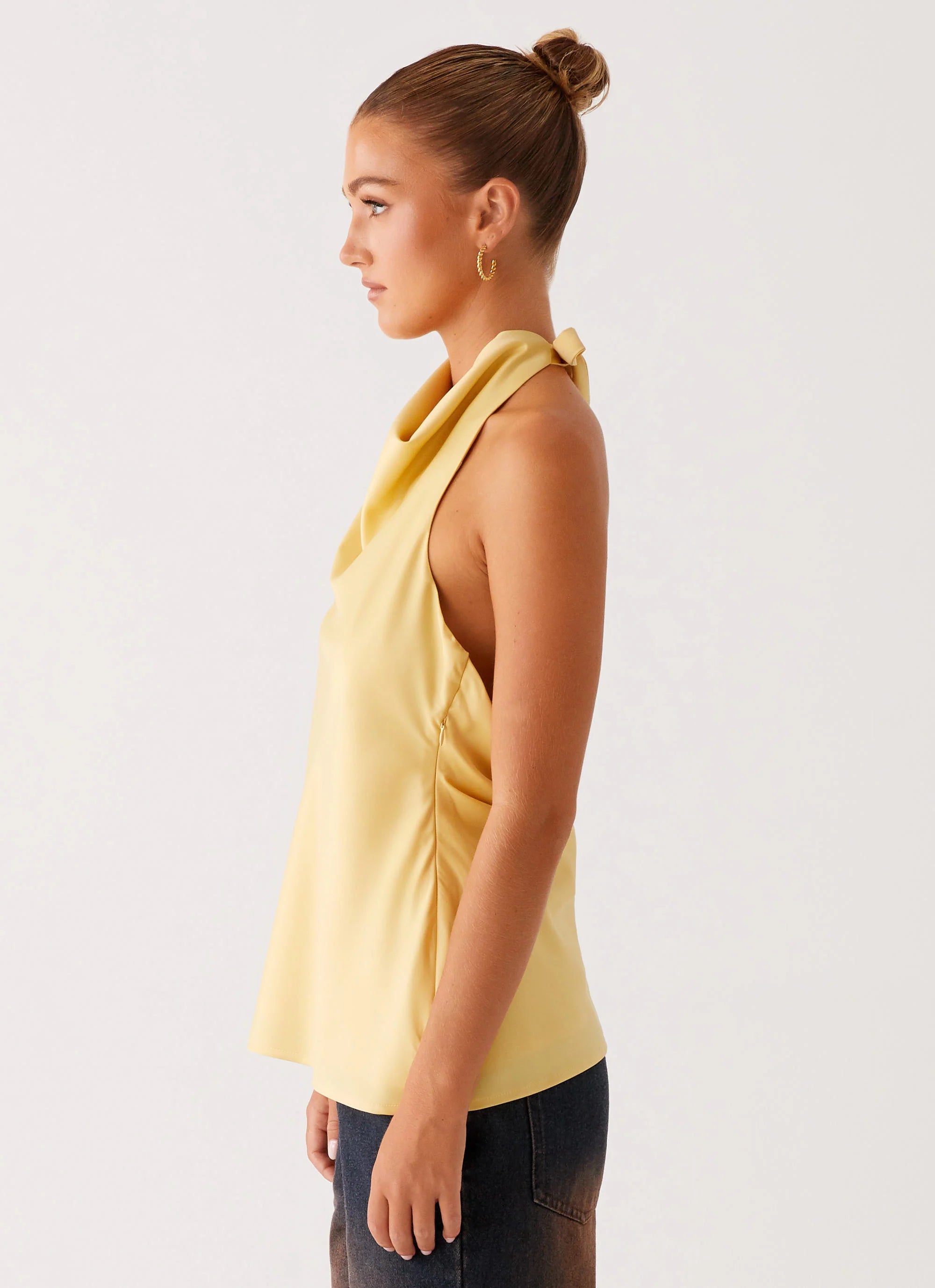 Celyra | Cowl Halter Top