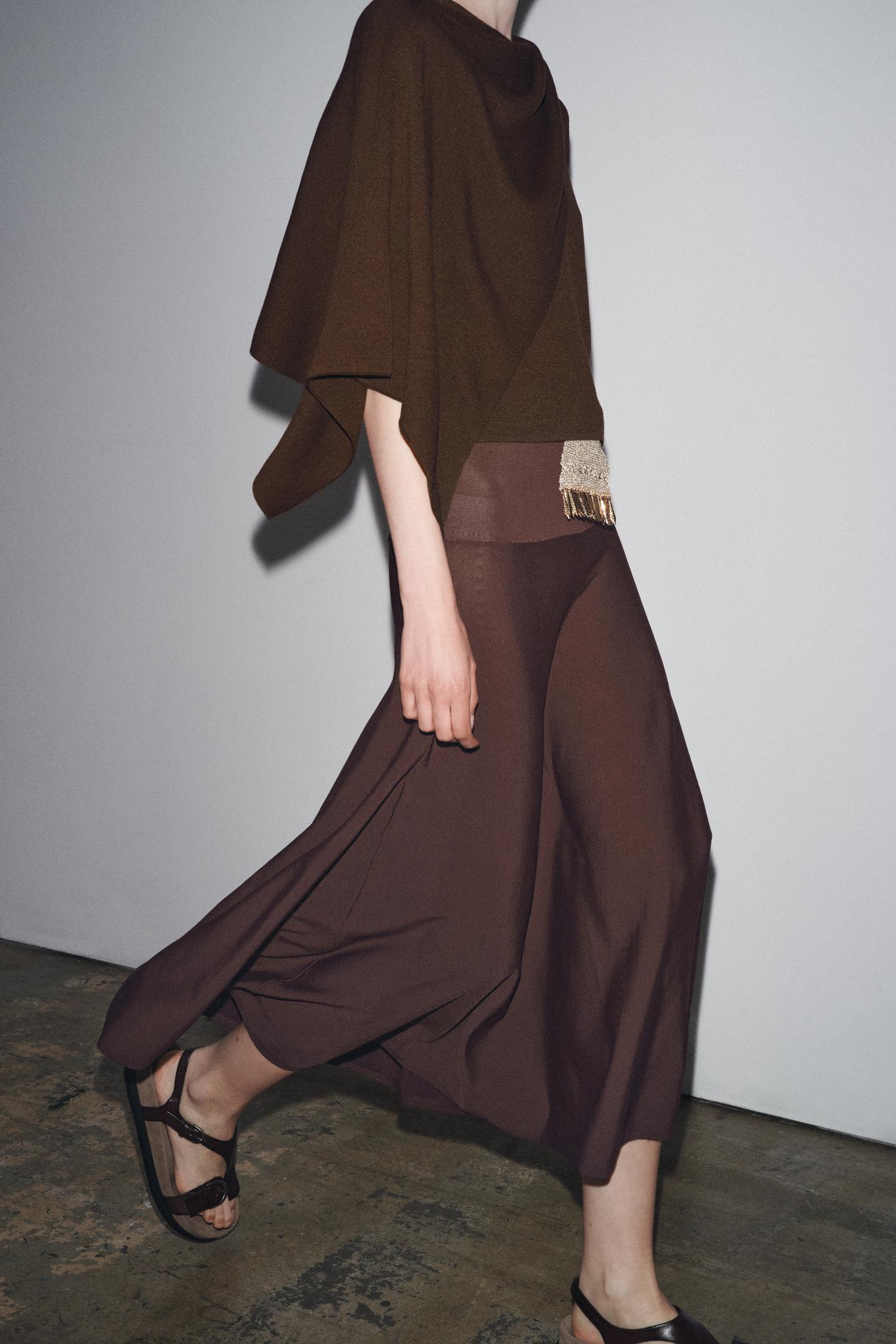Élodie | Knitted Sweater With Cape Sleeves