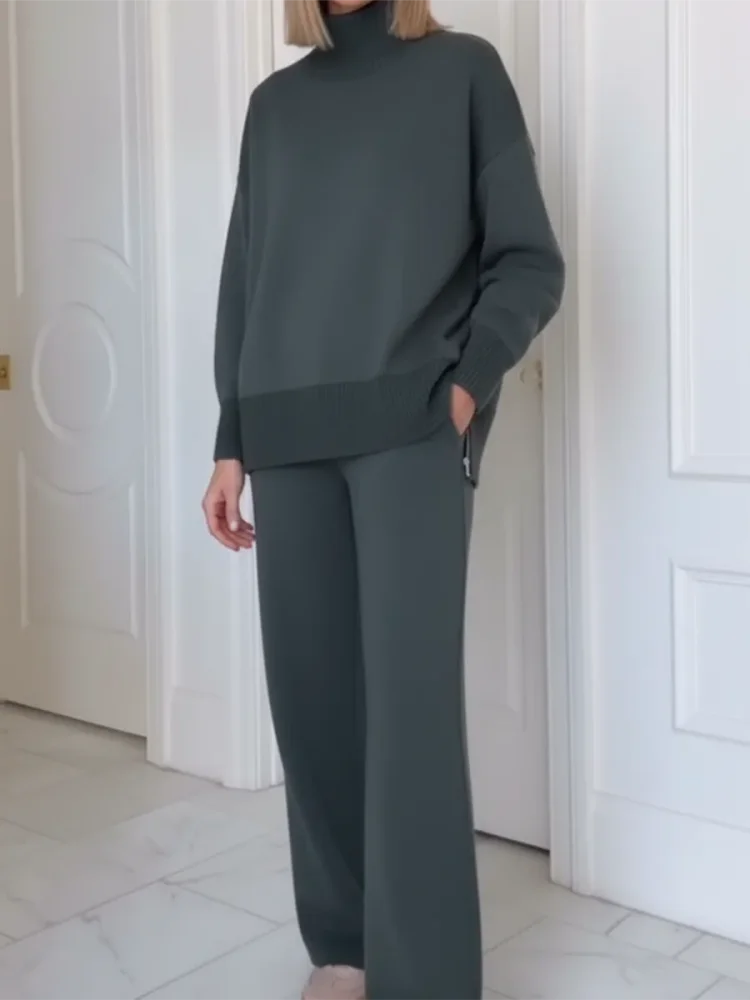 Sofia Two-Piece Lounge Set