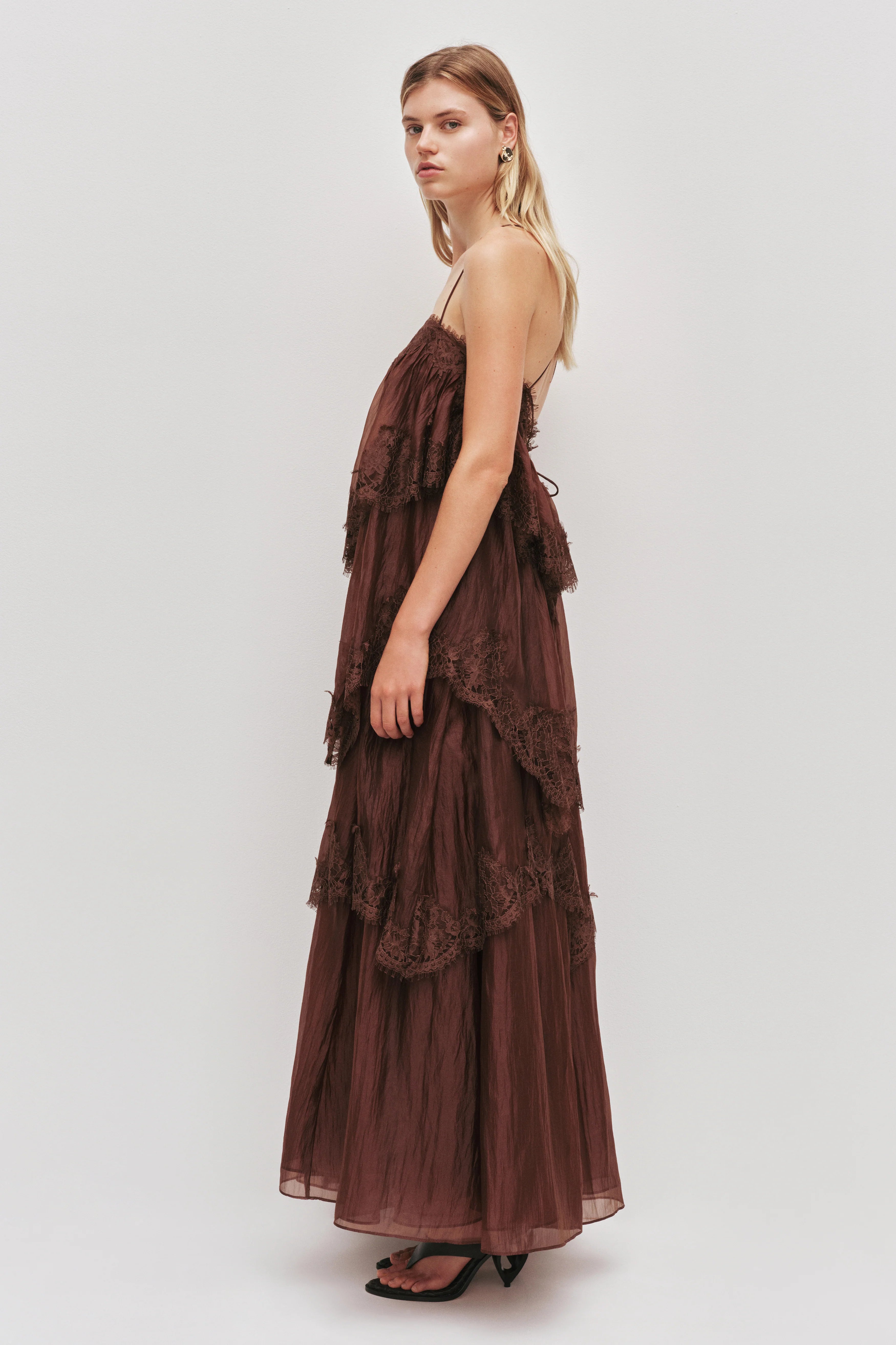 Elara | Romantic Lace Tiered Maxi Gown