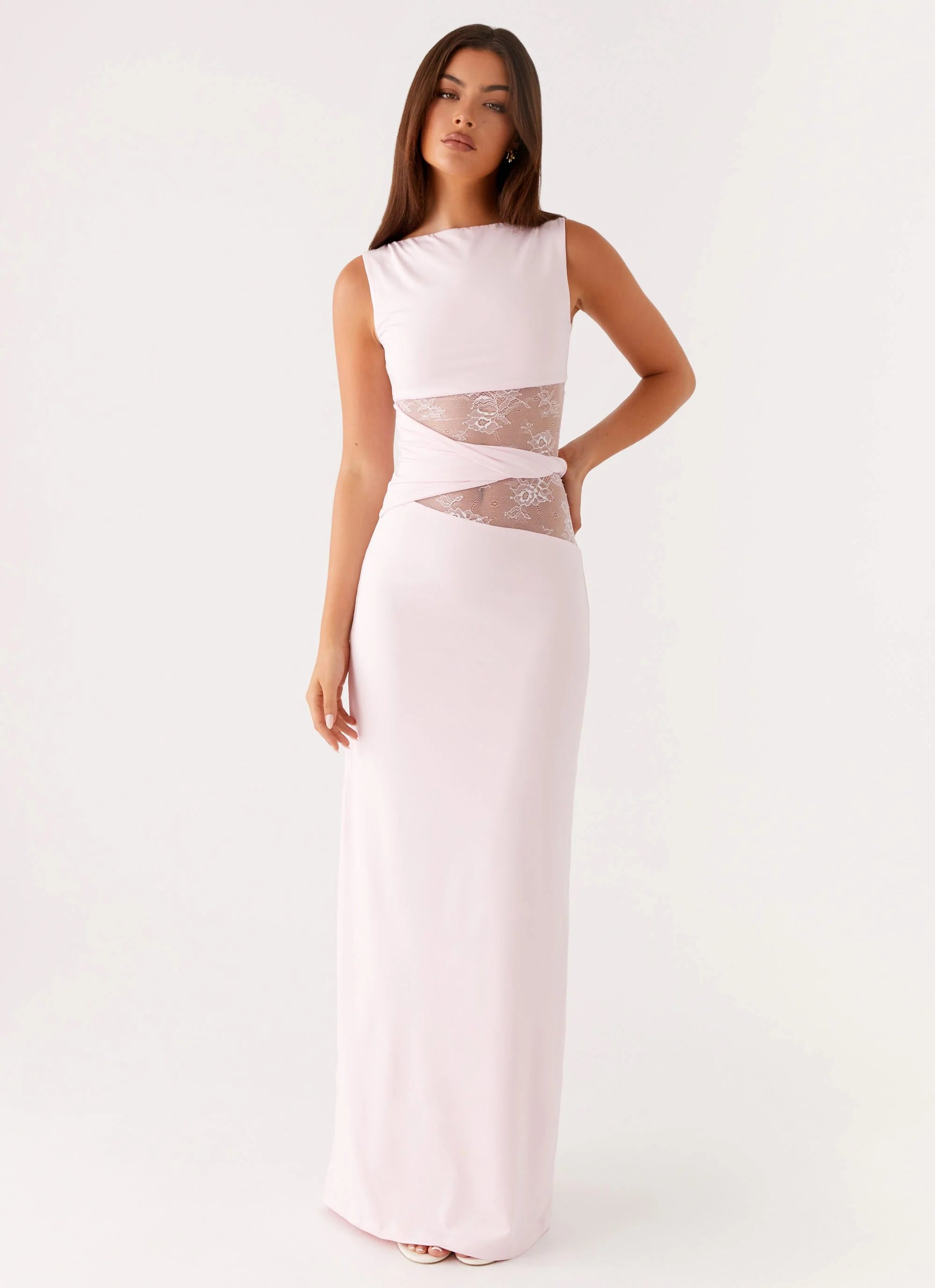 Amara | Lace Aura Maxi Dress