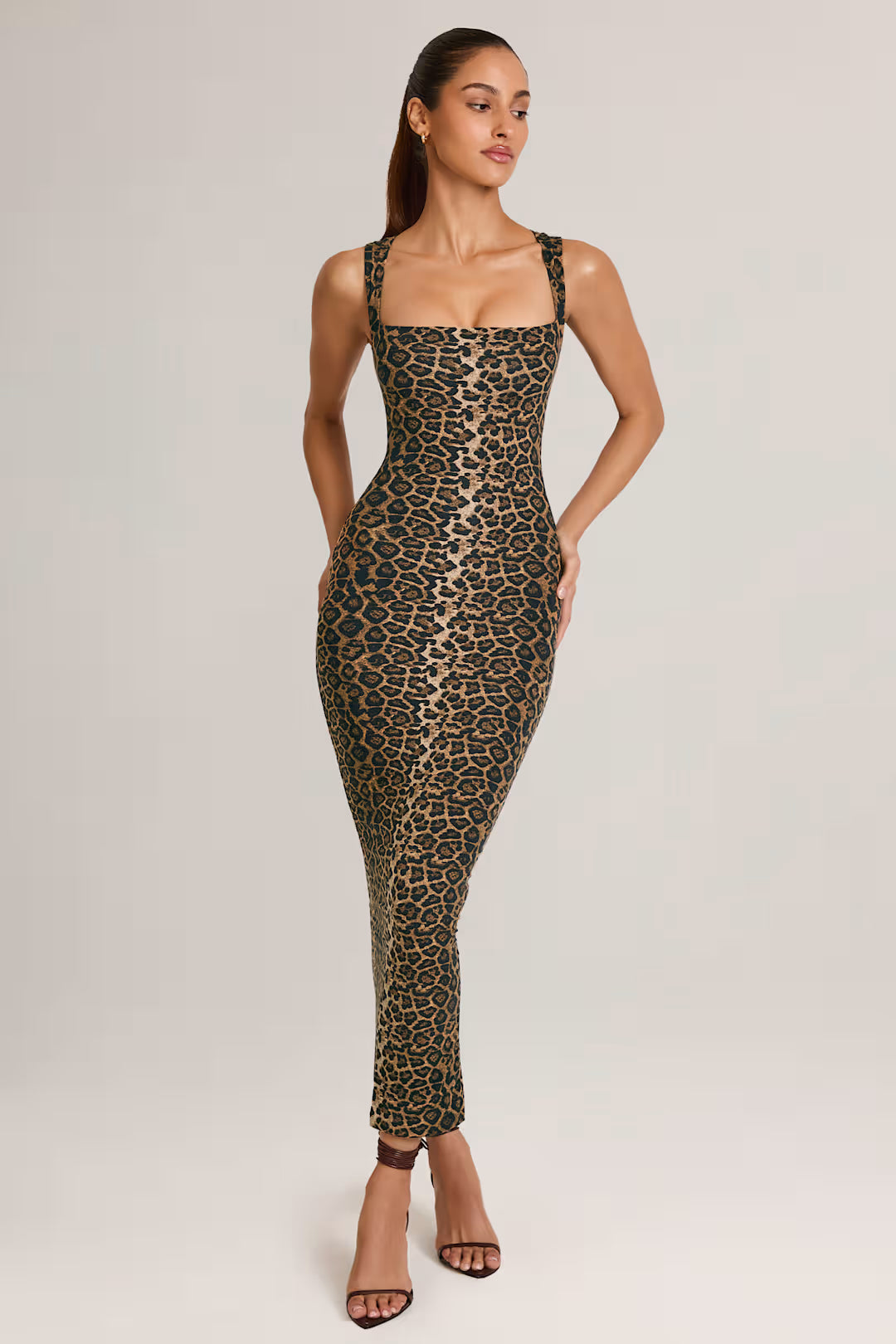 Solenne | Modal Square-Neck Midi Dress – Leopard Print