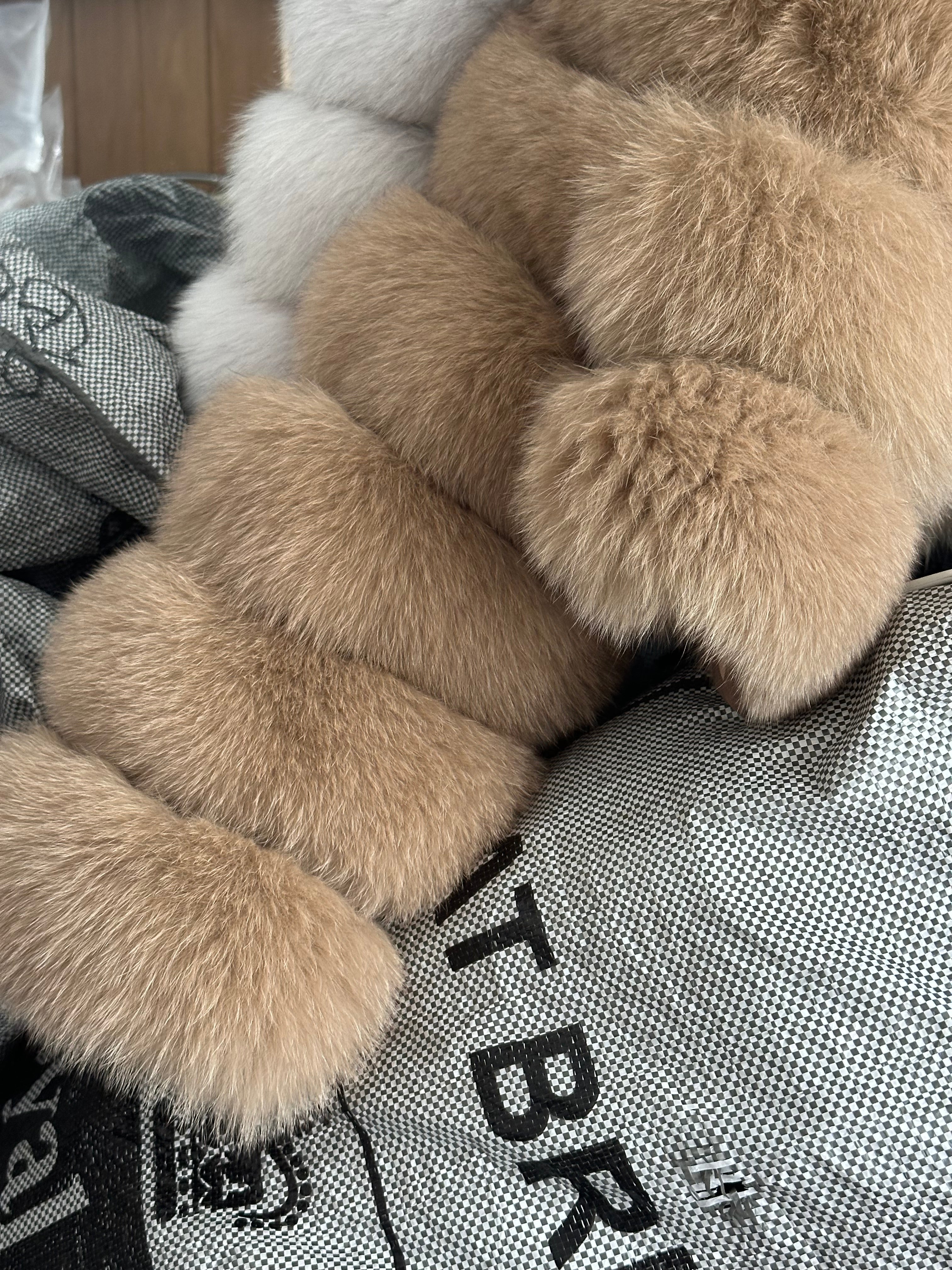 Montana | Cropped Fox Fur Coat – Caramel
