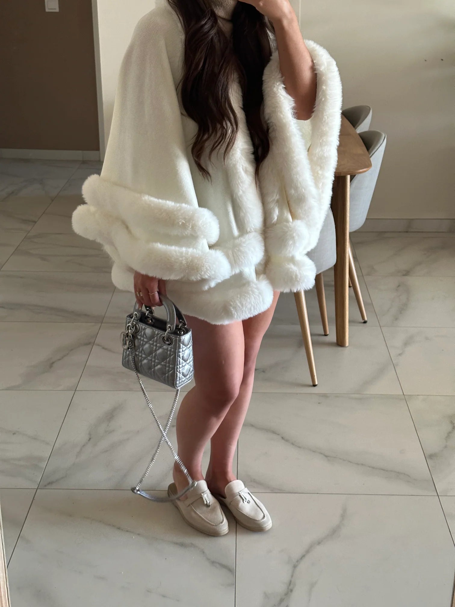 Maelis | Faux Fur Trim Cape – Mocha