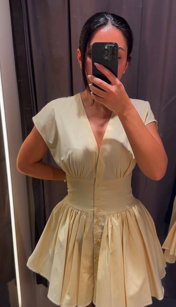 @ameliawren_