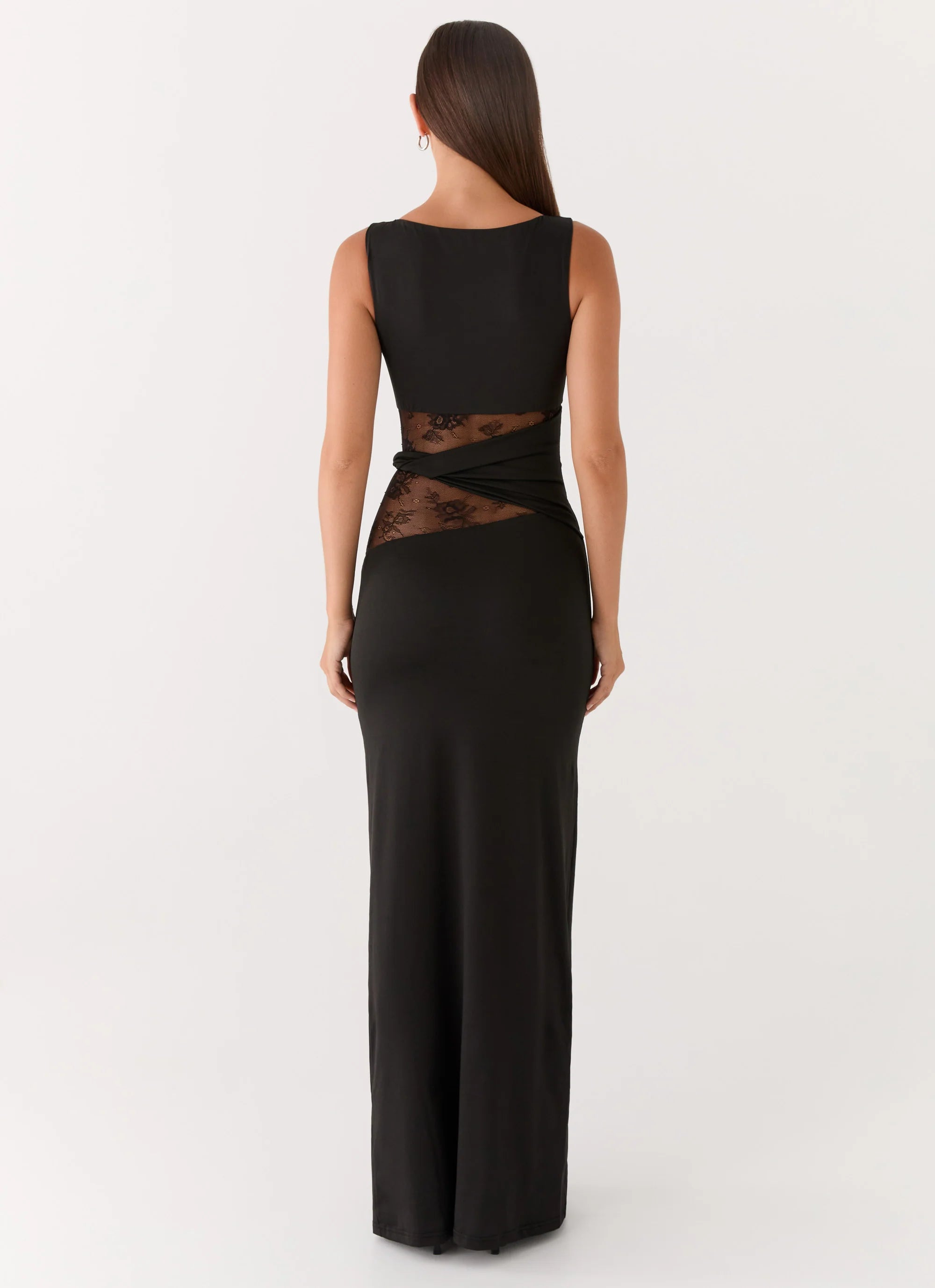 Amara | Lace Aura Maxi Dress