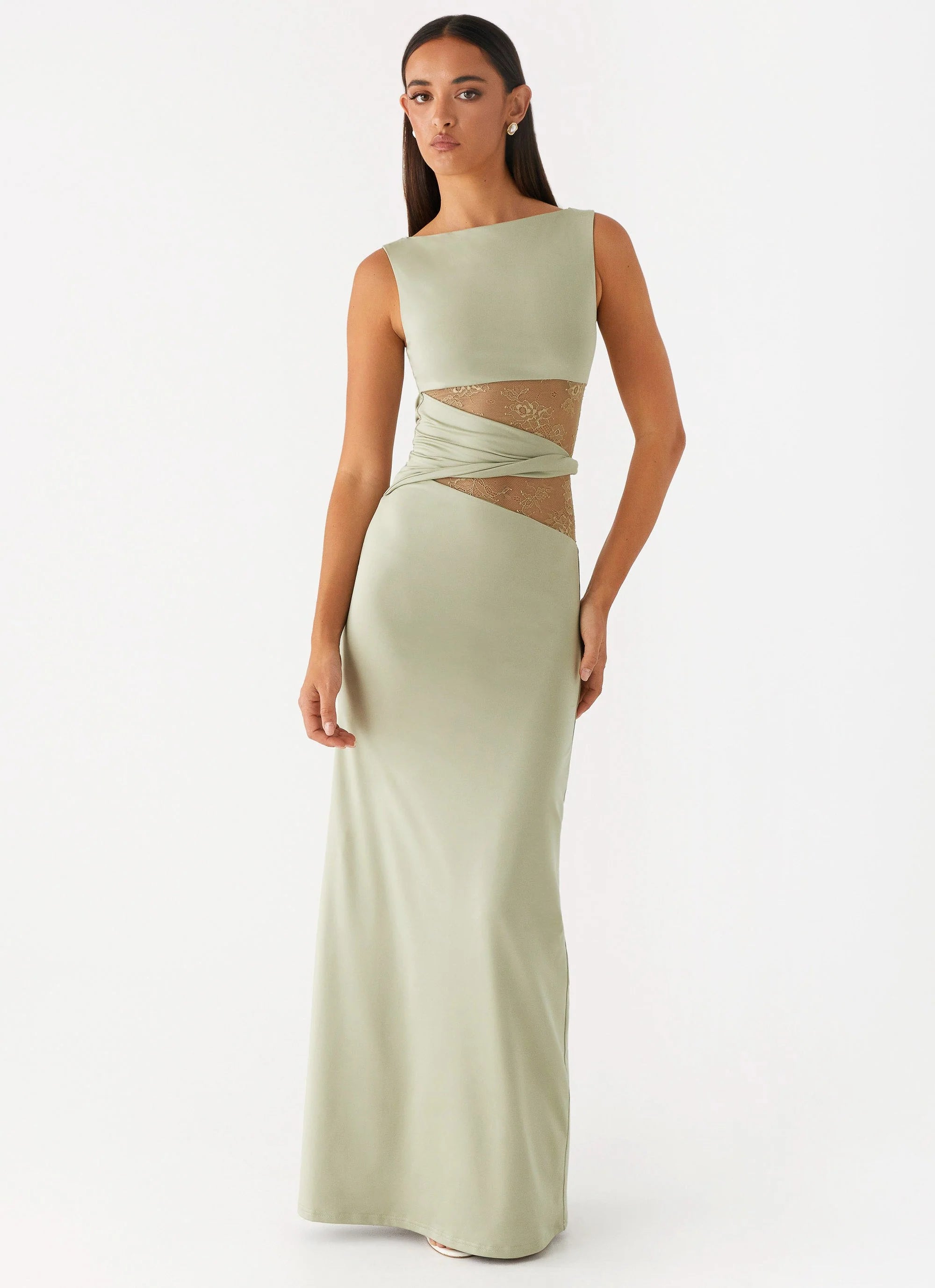 Amara | Lace Aura Maxi Dress