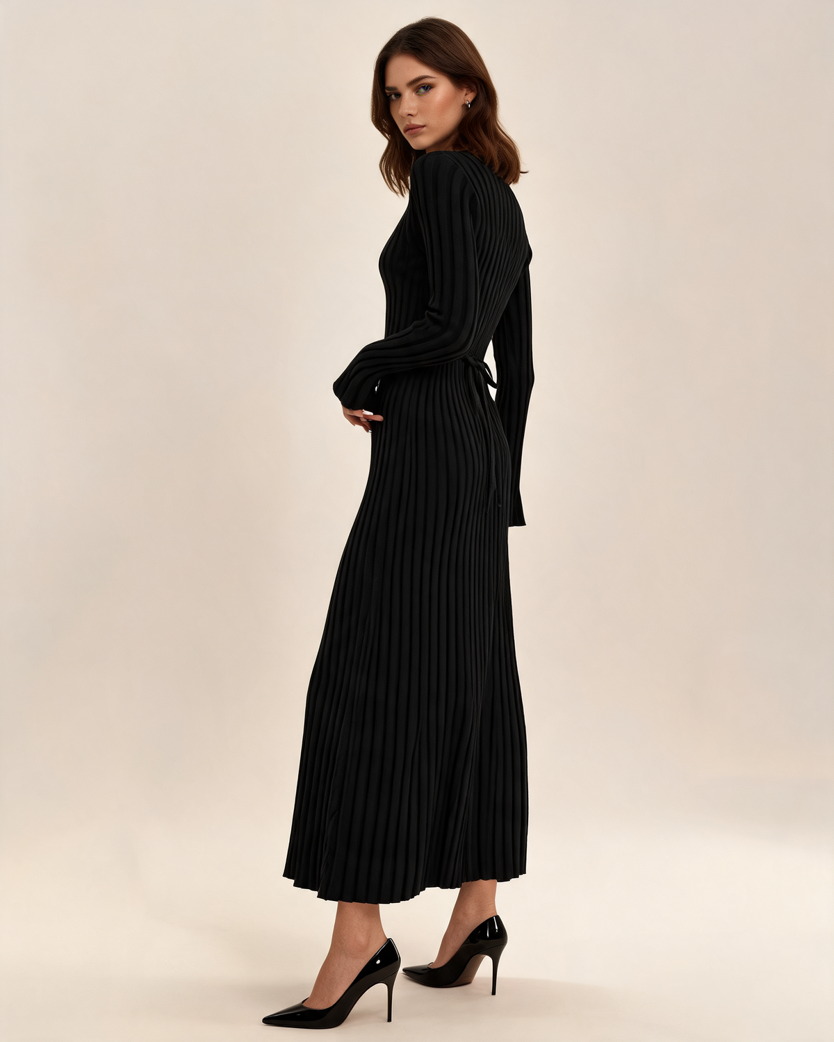 Knitted Dress – Alma Pleated