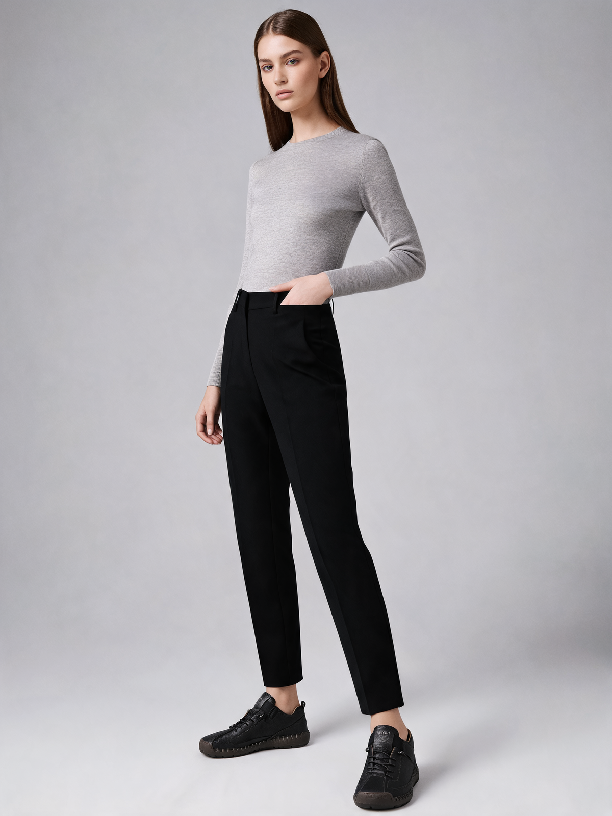 Black women's trainers three-quarter view
