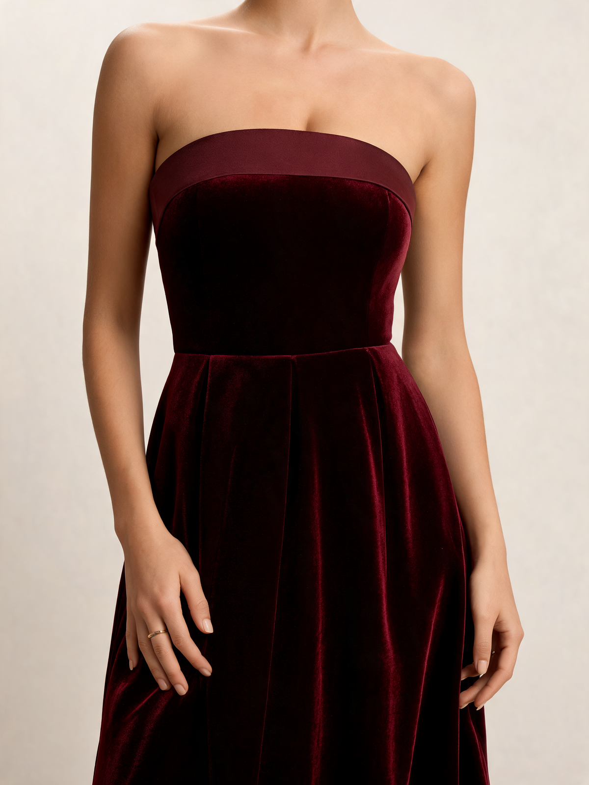 Burgundy christmas party dress close-up